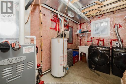 3068 Troup, Windsor, ON - Indoor Photo Showing Laundry Room