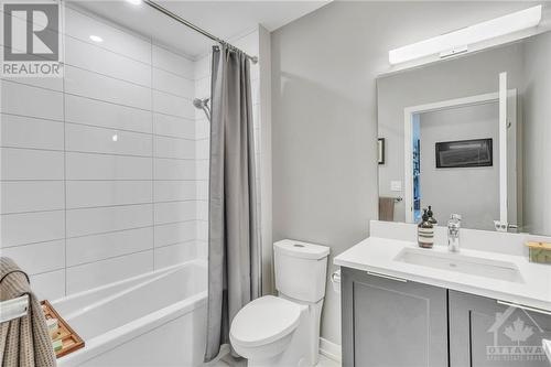 570 De Mazenod Avenue Unit#802, Ottawa, ON - Indoor Photo Showing Bathroom