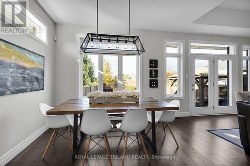 95 Brooker Trail, Thames Centre (Thorndale), ON - Indoor Photo Showing Dining Room