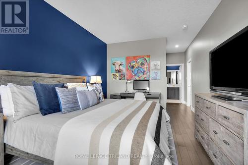 95 Brooker Trail, Thames Centre (Thorndale), ON - Indoor Photo Showing Bedroom