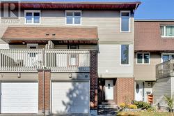 3205 UPLANDS DRIVE UNIT#18  Ottawa, ON K1V 1B1