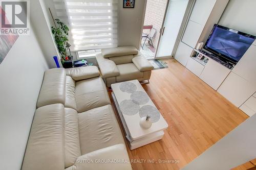 33 Lodgeway Drive, Vaughan, ON - Indoor