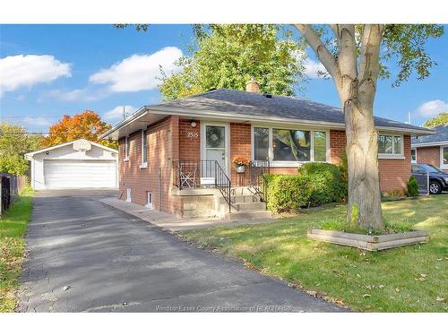 2515 Meighen Road, Windsor, ON 