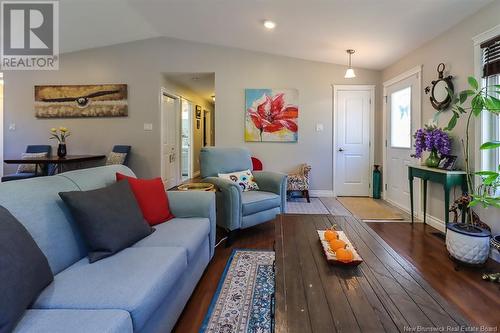 37 South Street, Grand Bay-Westfield, NB - Indoor Photo Showing Living Room