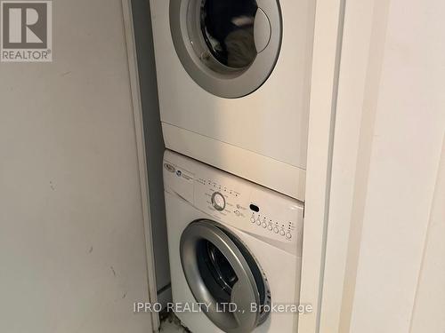 4109 - 85 Queens Wharf Road, Toronto, ON - Indoor Photo Showing Laundry Room