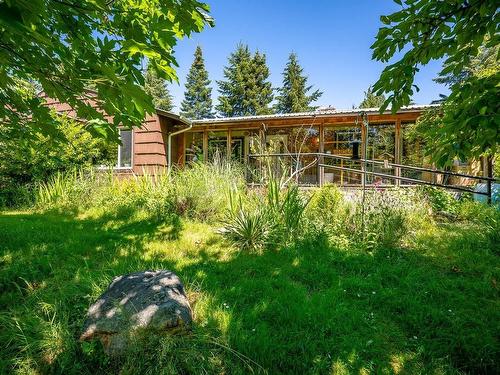 7758 Island Hwy South, Fanny Bay, BC 