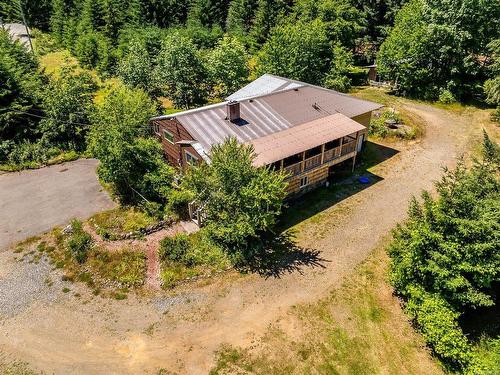 7758 Island Hwy South, Fanny Bay, BC 