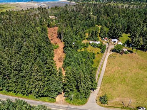 7758 Island Hwy South, Fanny Bay, BC 