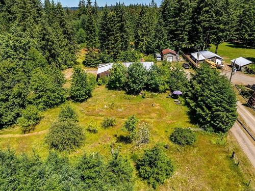 7758 Island Hwy South, Fanny Bay, BC 