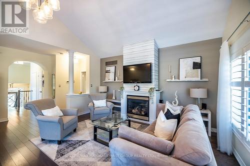 50 Sisson Lane, Clarington (Newcastle), ON - Indoor Photo Showing Living Room With Fireplace