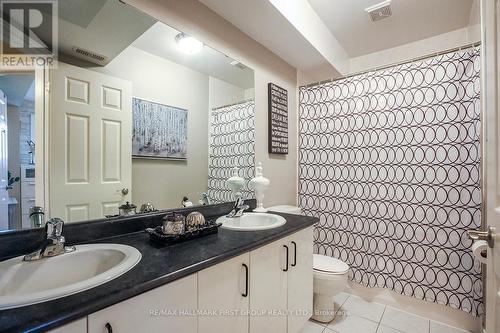 50 Sisson Lane, Clarington (Newcastle), ON - Indoor Photo Showing Bathroom