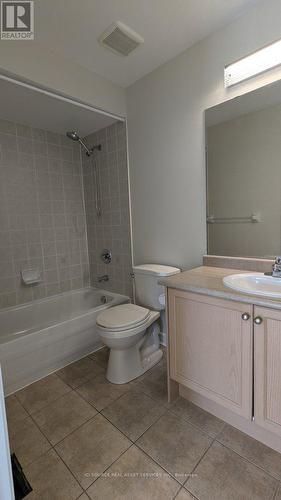 24 - 2511 Boros Road, Burlington, ON - Indoor Photo Showing Bathroom