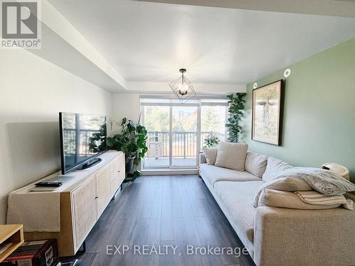 2057 - 75 George Appleton Way, Toronto, ON - Indoor Photo Showing Living Room