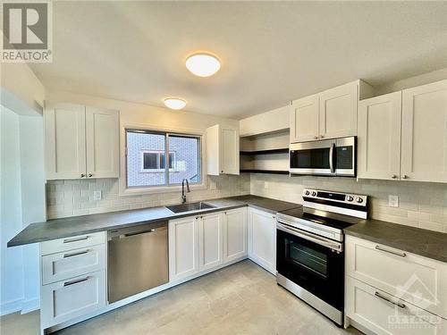 1436 Bellamy Street Unit#2, Ottawa, ON - Indoor Photo Showing Kitchen