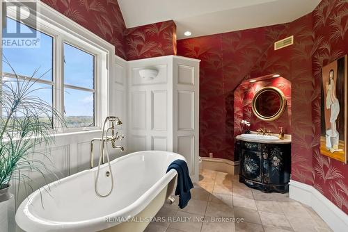 1646 Concession 11 Road, Brock, ON - Indoor Photo Showing Bathroom