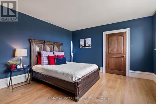 1646 Concession 11 Road, Brock, ON - Indoor Photo Showing Bedroom