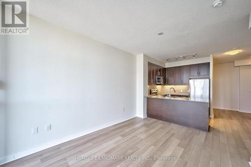 4310 - 3975 Grand Park Drive, Mississauga, ON - Indoor Photo Showing Kitchen