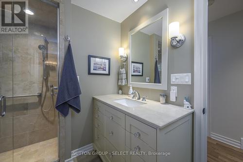 547 Sherene Terrace, London, ON - Indoor Photo Showing Bathroom