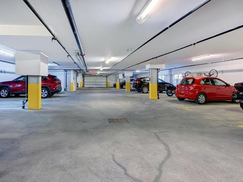 Garage - 308-1440 Av. De Rochechouart, Saint-Jérôme, QC - Indoor Photo Showing Garage