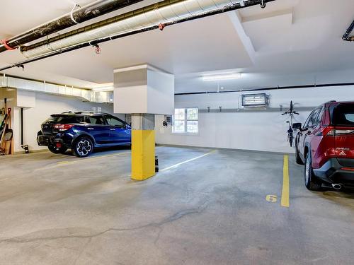 Garage - 308-1440 Av. De Rochechouart, Saint-Jérôme, QC - Indoor Photo Showing Garage