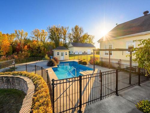 Piscine - 795 Rg Elmire, Saint-Paul-D'Abbotsford, QC - Outdoor With In Ground Pool