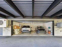 Garage - 