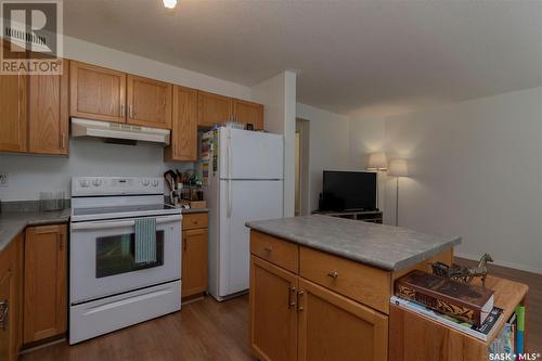 43 111 Fairbrother Crescent, Saskatoon, SK - Indoor Photo Showing Kitchen