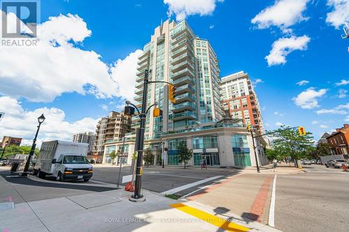 1005 - 360 Pearl Street, Burlington, ON - Outdoor With Facade