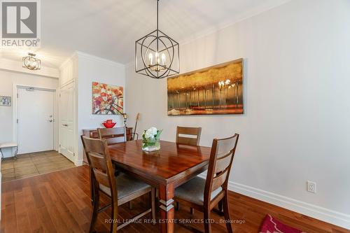 1005 - 360 Pearl Street, Burlington, ON - Indoor Photo Showing Dining Room