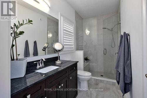 112 Admiral'S Trail, Blue Mountains, ON - Indoor Photo Showing Bathroom