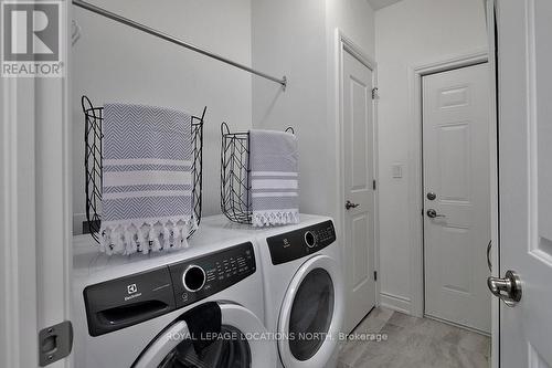 112 Admiral'S Trail, Blue Mountains, ON - Indoor Photo Showing Laundry Room