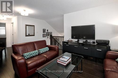 112 Admiral'S Trail, Blue Mountains, ON - Indoor Photo Showing Living Room