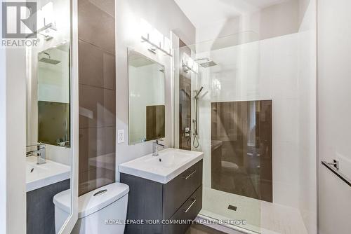 312 Seaton Street, Toronto, ON - Indoor Photo Showing Bathroom