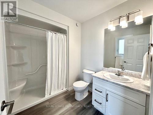 32 Riverstone Way, Belleville, ON - Indoor Photo Showing Bathroom