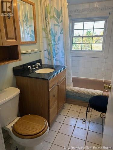 50 Collina Road, Collina, NB - Indoor Photo Showing Bathroom