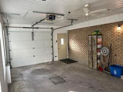 Garage - 