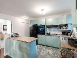 Kitchen - 