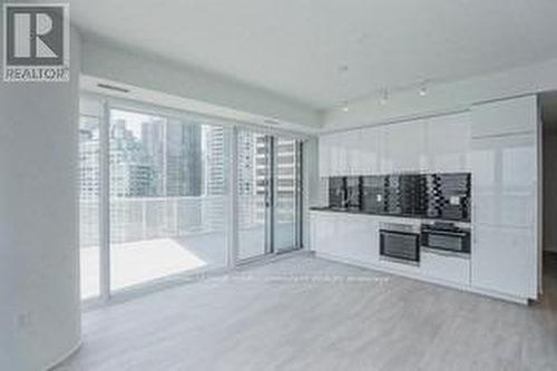 1604 - 15 Queens Quay E, Toronto, ON - Indoor