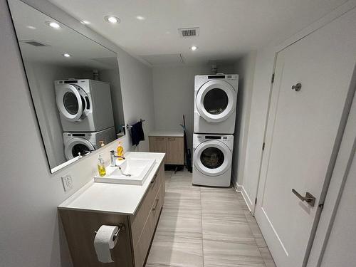 Bathroom - 502-148 Boul. Curé-Labelle, Laval (Sainte-Rose), QC - Indoor Photo Showing Laundry Room