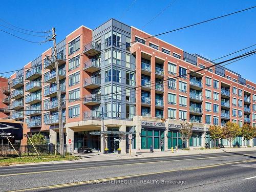 428-7608 Yonge St, Vaughan, ON - Outdoor With Facade