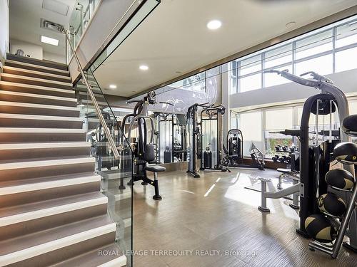 428-7608 Yonge St, Vaughan, ON - Indoor Photo Showing Gym Room