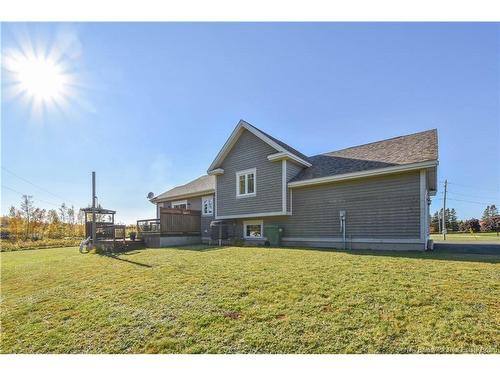 102 Mazerolle St, Shippagan, NB 