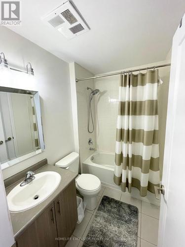 109 - 10 Concord Place, Grimsby, ON - Indoor Photo Showing Bathroom