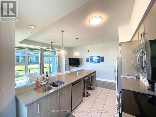 109 - 10 Concord Place, Grimsby, ON - Indoor Photo Showing Kitchen With Double Sink