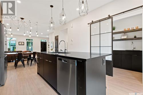 2460 Lindsay Street, Regina, SK - Indoor Photo Showing Kitchen With Upgraded Kitchen