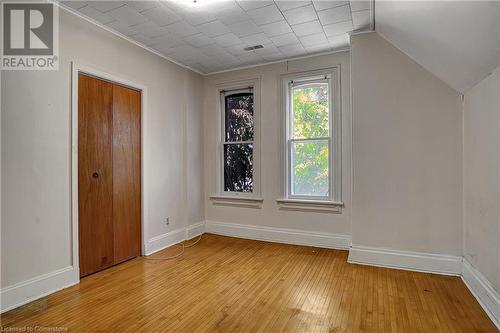 86 St Andrews Street, Cambridge, ON - Indoor Photo Showing Other Room