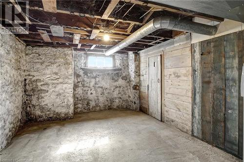 86 St Andrews Street, Cambridge, ON - Indoor Photo Showing Basement