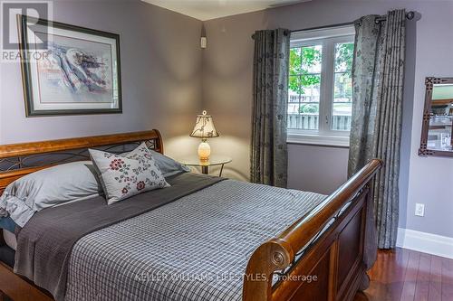 74 Green Acres Crescent N, Lambton Shores (Grand Bend), ON - Indoor Photo Showing Bedroom