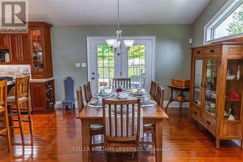 74 Green Acres Crescent N, Lambton Shores (Grand Bend), ON - Indoor Photo Showing Dining Room