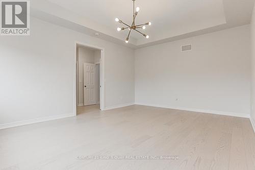 10 John Weddell Avenue, East Gwillimbury, ON - Indoor Photo Showing Other Room